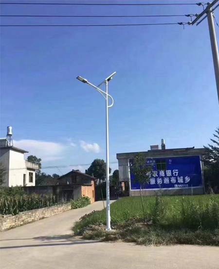 太陽(yáng)能路燈