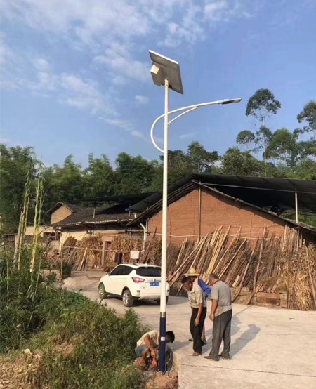 太陽(yáng)能路燈